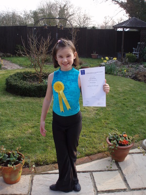 Ellies Dance & Ballet 001