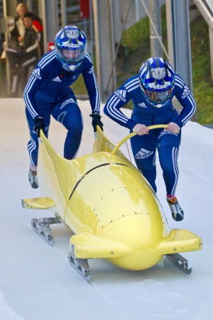 Nikki & Gillian Igls Nov 2011